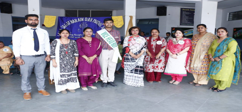 The investiture ceremony of Lala Jagat Narain DAV Model School 2019-20 was held recently in the scho